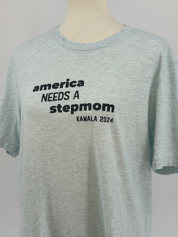 America Needs a Stepmom Tee - Large