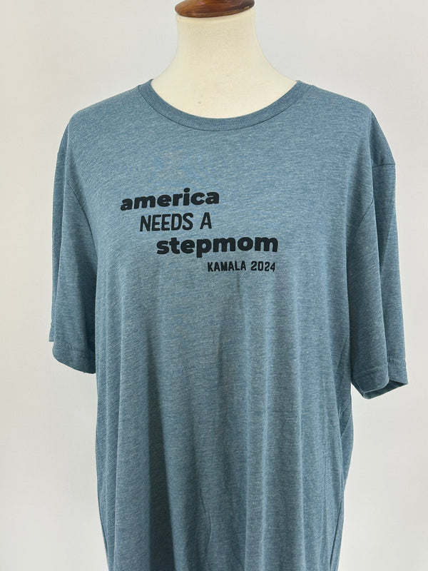 America Needs a Stepmom Tee - XL